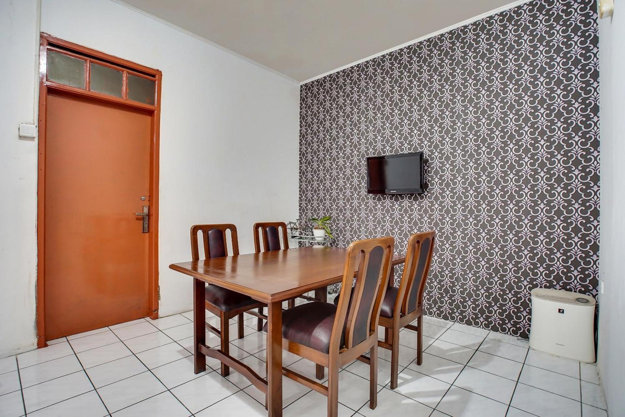 Spot On 91117 Sriwijaya Residence Syariah Bandung Exterior foto